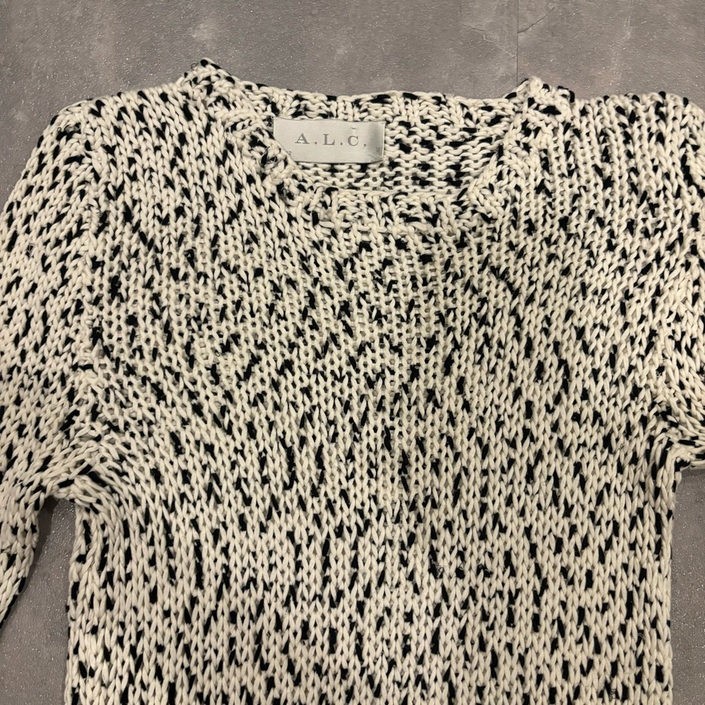 ALC Crochet Long Sleeve Top Silk Cashmere Size Medium - Picture 3 of 7